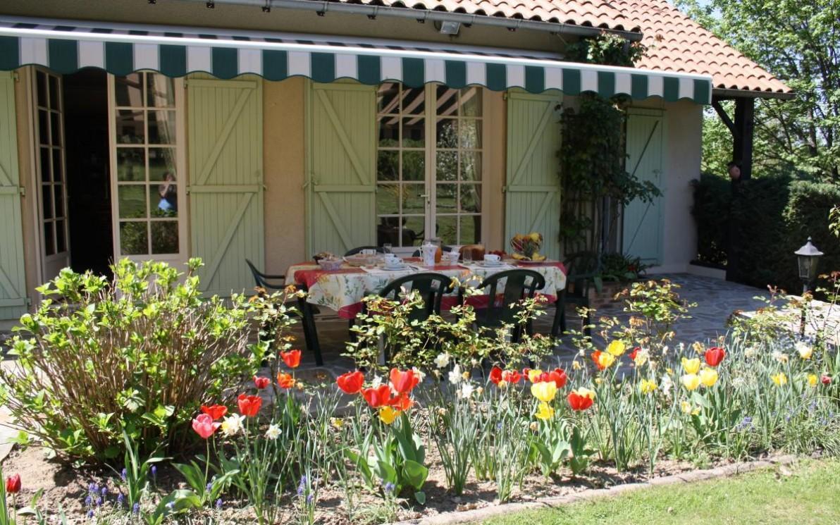Chambre D'Hotes Les Chenes Chaptelat Esterno foto